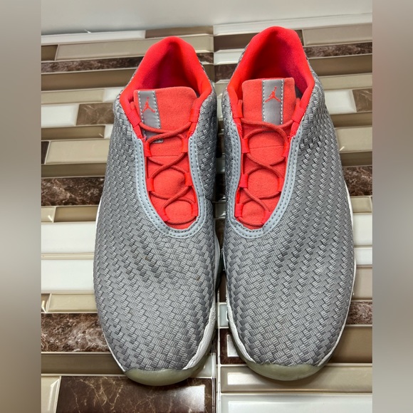 Jordan Future Low wolf gray infrared. Men’s Size 9.5 - Picture 9 of 17